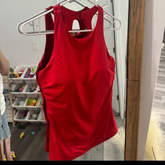 NWOT Athleta Maldives Bra Cup Tankini/Workout Tank - Picture 3 of 5